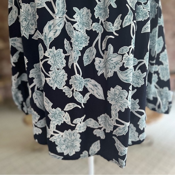 Splendid Navy Blue Mint Floral Off the Shoulder Top S - Picture 9 of 17